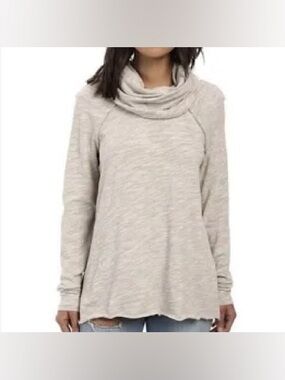 Free People Beach Cozy Cocoon Cowl Neck Pullover Long sleeve OS